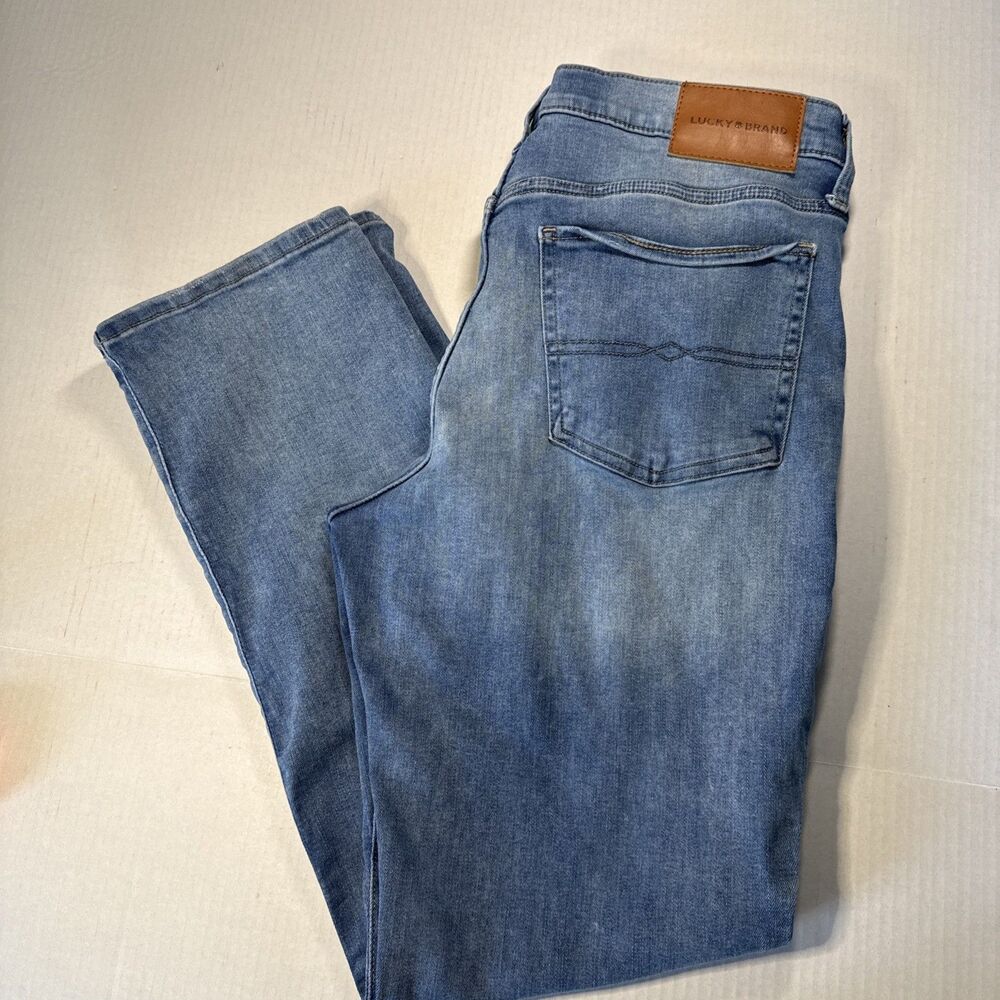 Lucky Brand Sweet Straight Jeans Women's 12/31 Regular Mid Rise Medium Wash Blue